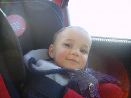 mon petit neuveu ke jadore gros bisou mon cheri jtdr
